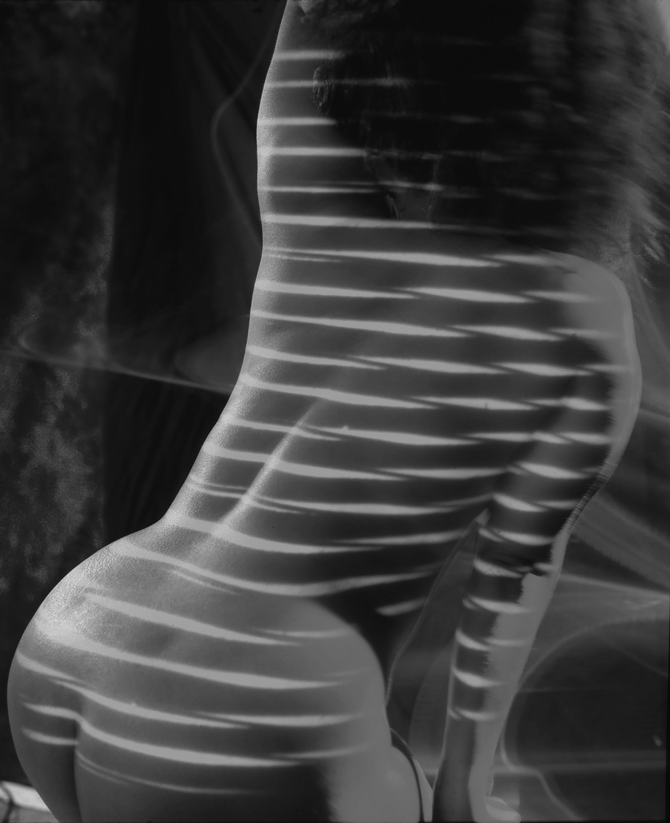 Light Drawings — media?path=galleries%2Flight drawings%2F29 light corset2