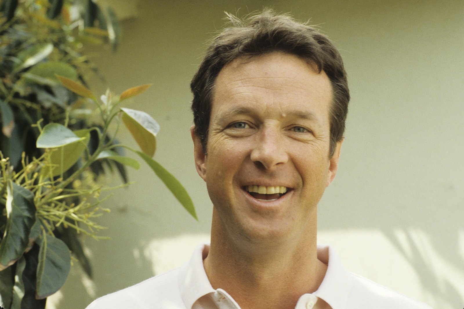 Portraits — media?path=galleries%2Fportraits%2F10 michael crichton