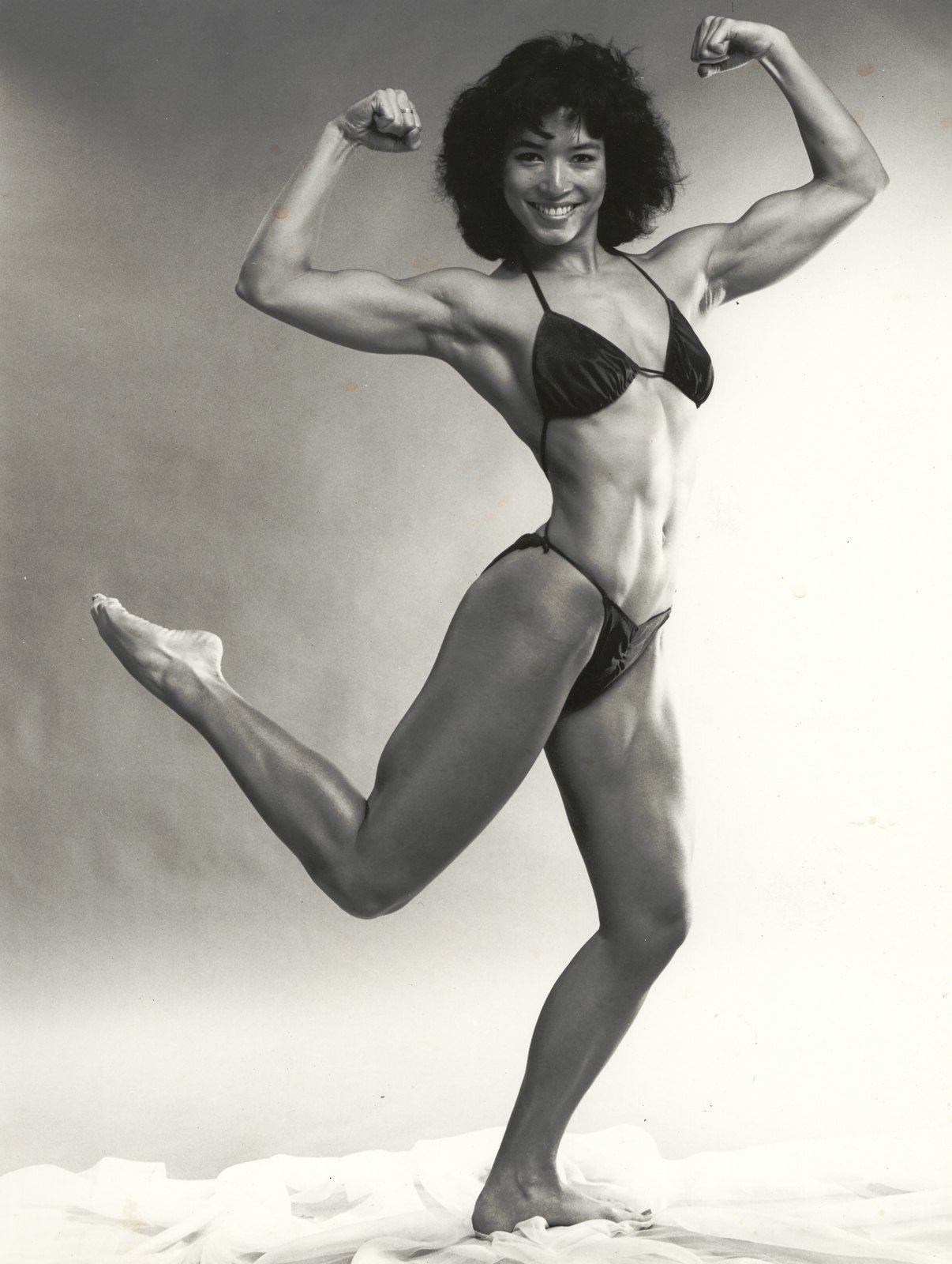 Strong and Sexy — media?path=galleries%2Fstrong sexy%2F13 lydia 015