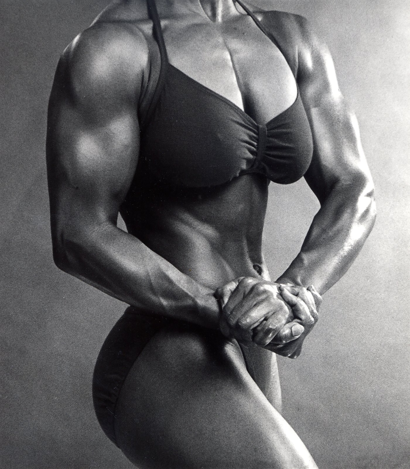 Strong and Sexy — media?path=galleries%2Fstrong sexy%2F18 lorna