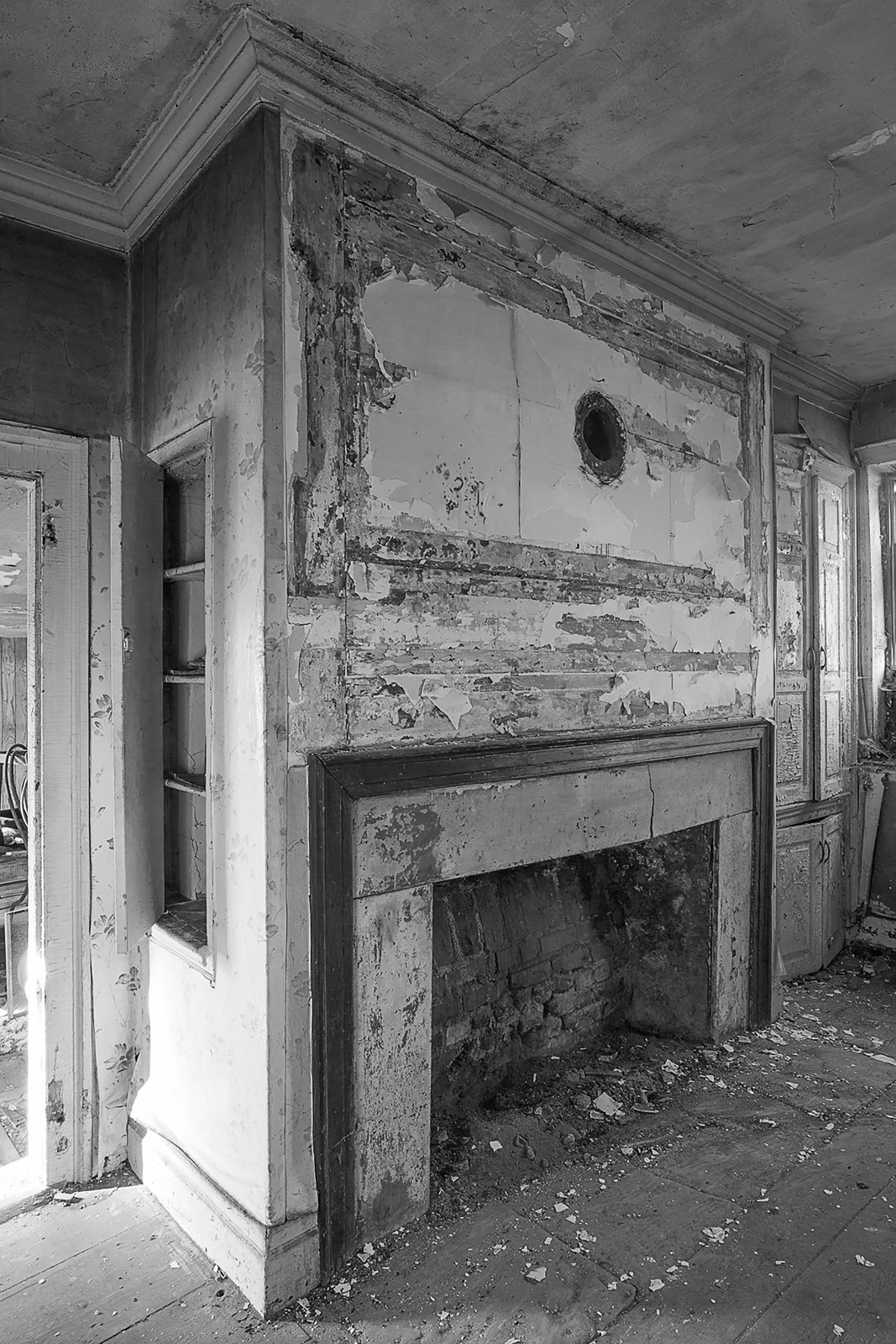 Urban Archeology & Modern Ruins — media?path=galleries%2Furban archeology modern ruins%2F12 dining room buttonwood