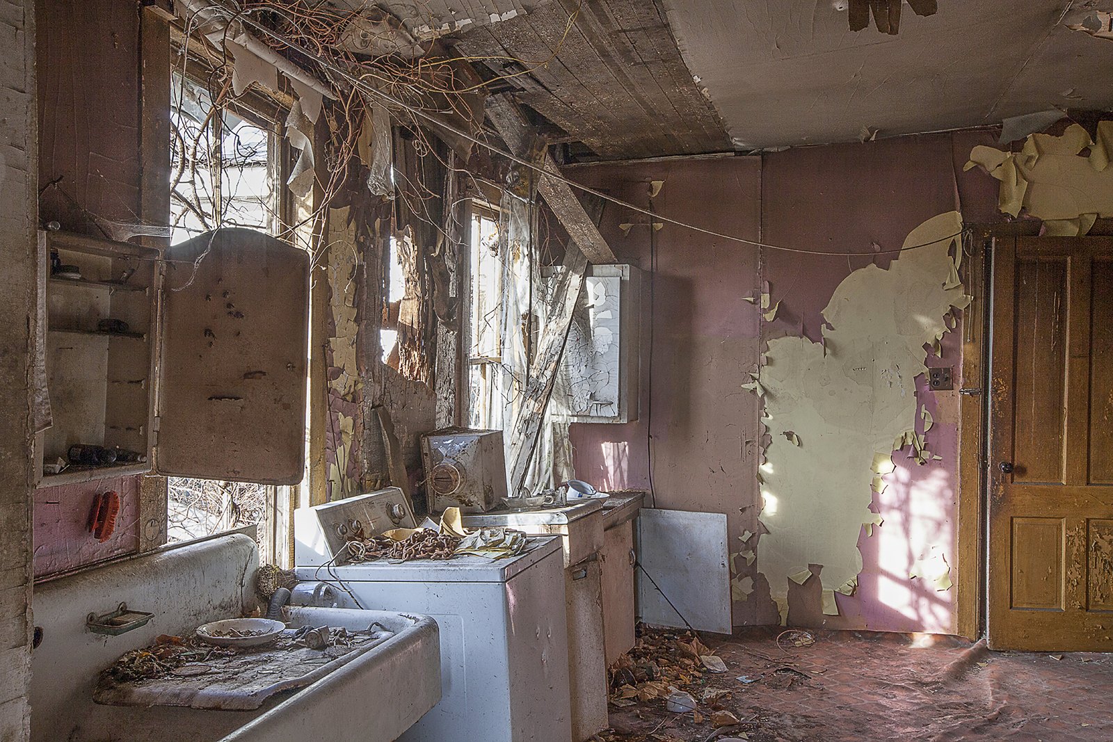 Urban Archeology & Modern Ruins — media?path=galleries%2Furban archeology modern ruins%2F14 kitchen medicine cabinet buttonwood