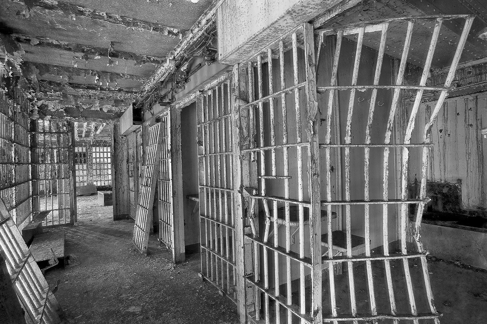 Urban Archeology & Modern Ruins — media?path=galleries%2Furban archeology modern ruins%2F28 essex county penitentiary annex new wing cell block