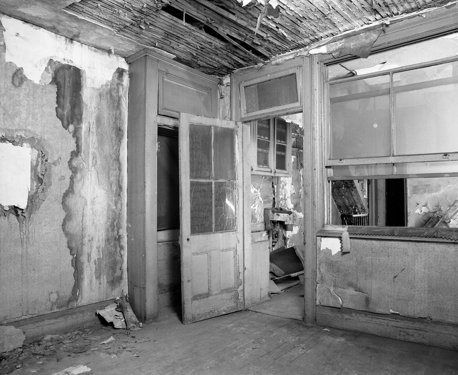 Urban Archeology & Modern Ruins — media?path=galleries%2Furban archeology modern ruins%2F34 tenement museum 1998