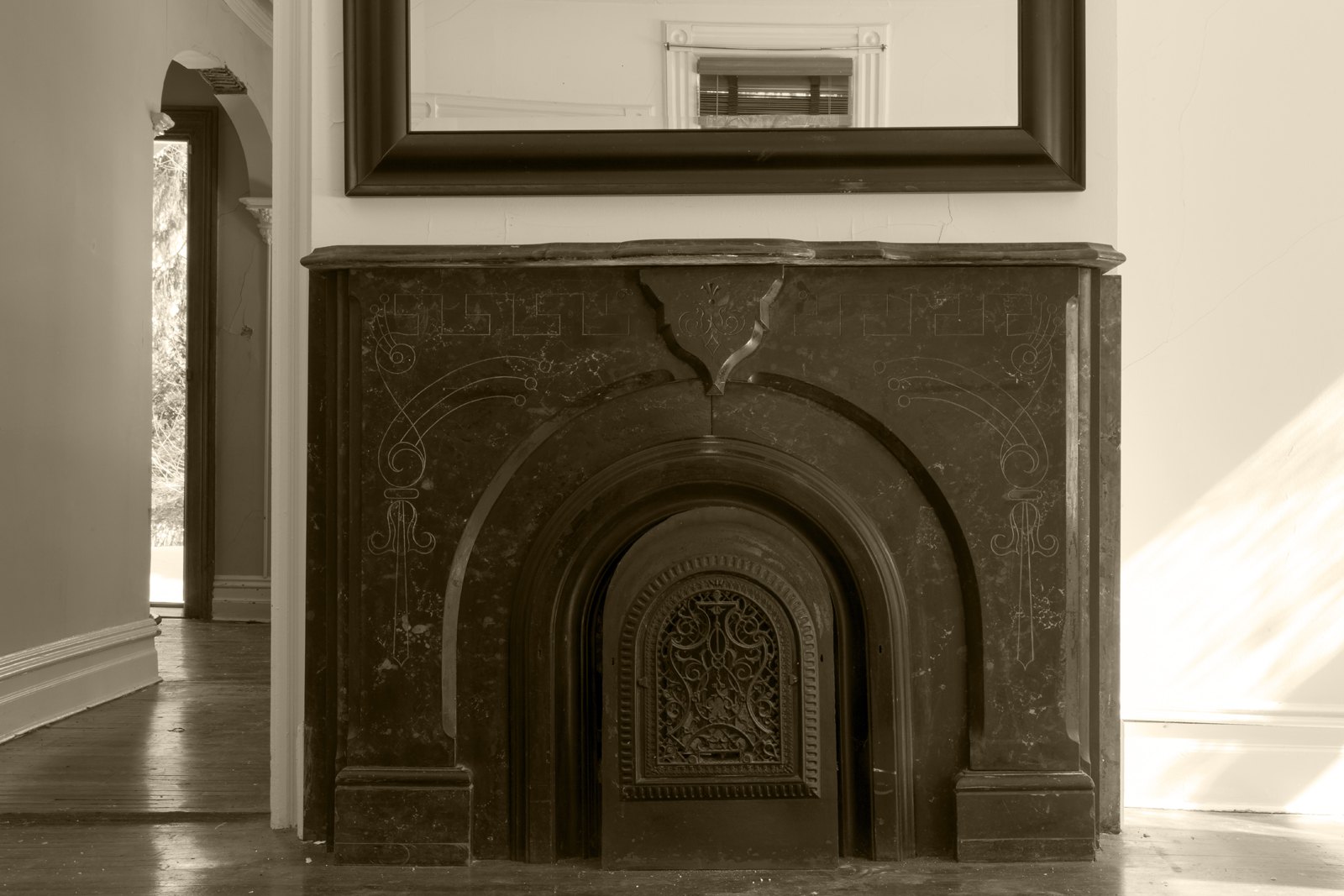 Urban Archeology & Modern Ruins — media?path=galleries%2Furban archeology modern ruins%2F53 cook birdseyehouse 02 28 15 086